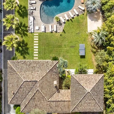 Grande Villa St-Tropez Avec Piscine Chauffee Gassin Exterior photo