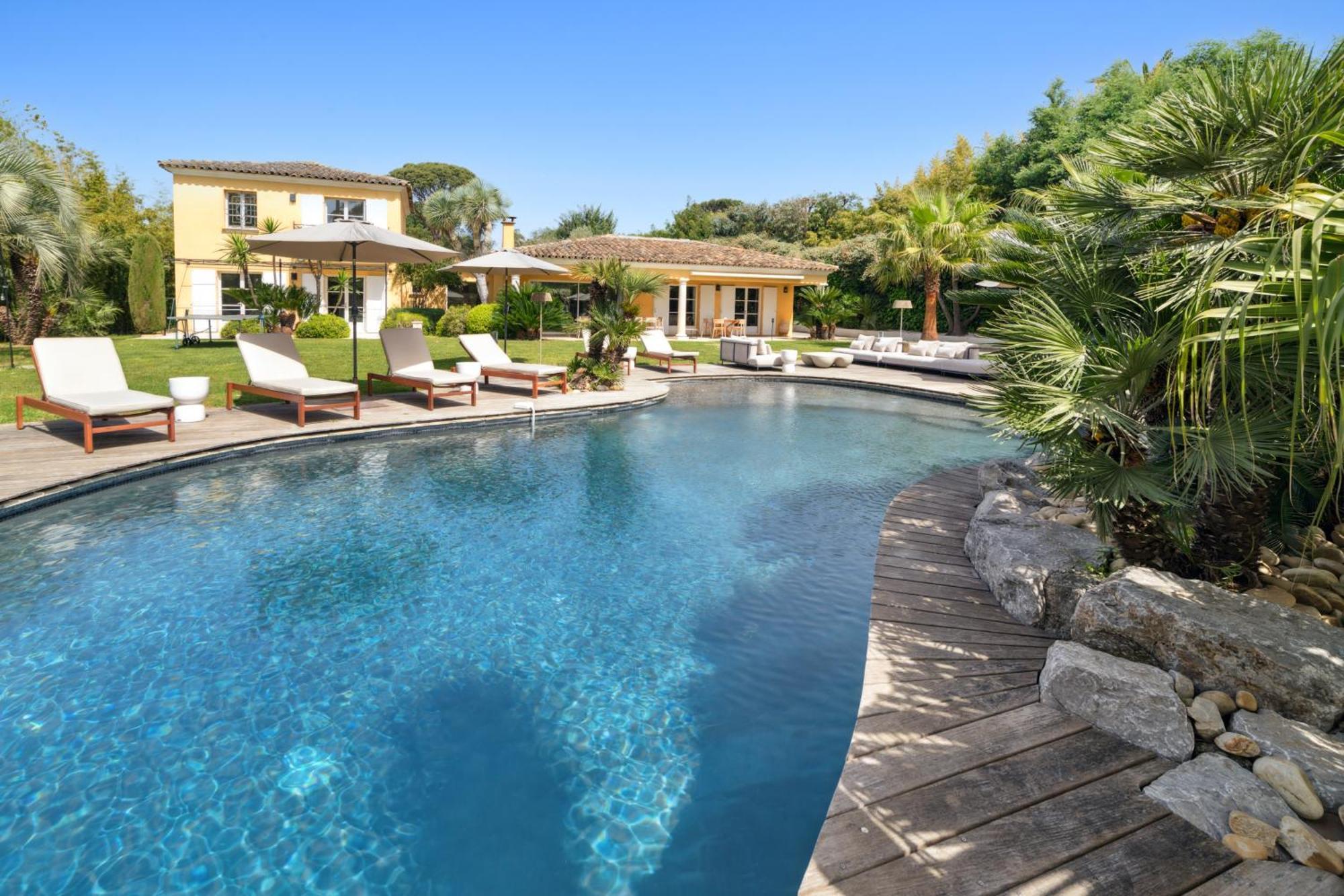 Grande St-tropez Avec Piscine Chauffee Villa