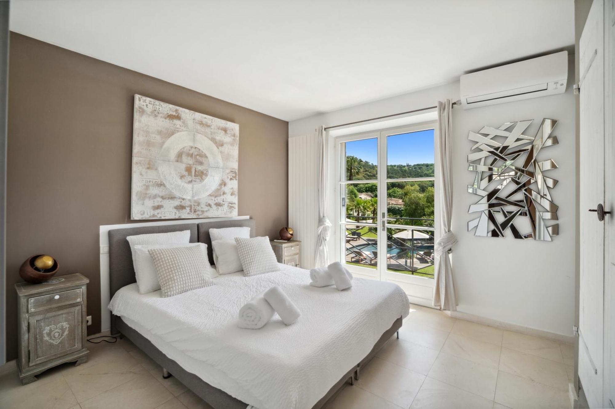 Grande St-tropez Area Avec Piscine Chauffee * Gassin