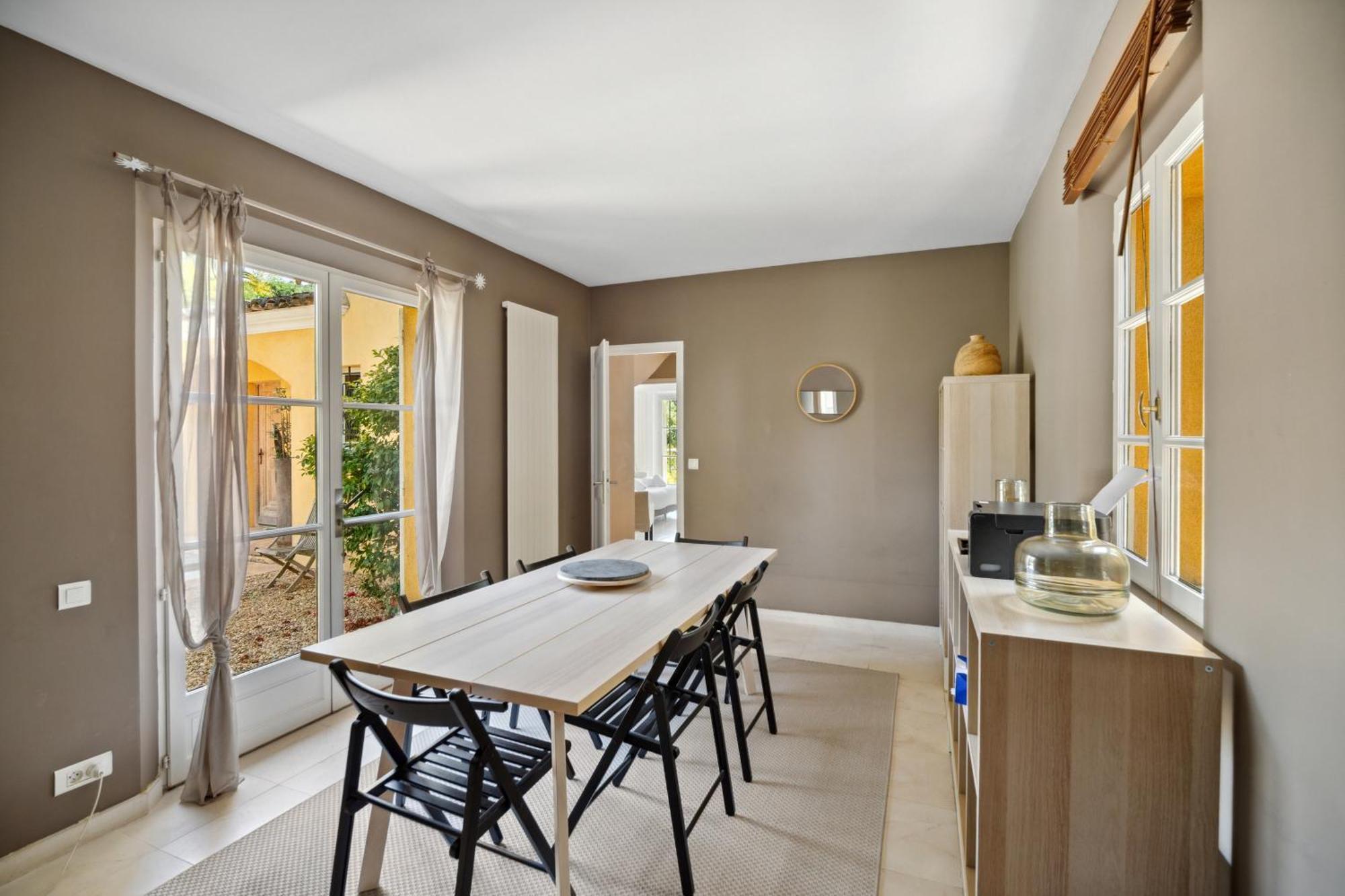 Grande St-tropez Area Avec Piscine Chauffee Gassin